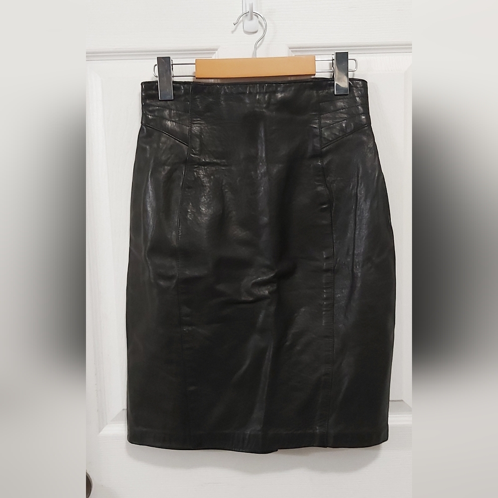 Ann Taylor Black Leather Pencil Skirt XS, Size 6